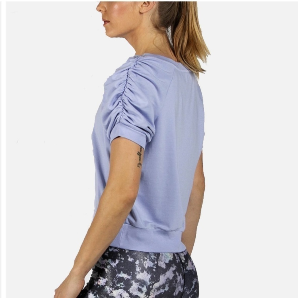 Heroine Sport Ruched Tee! - Picture 2 of 4